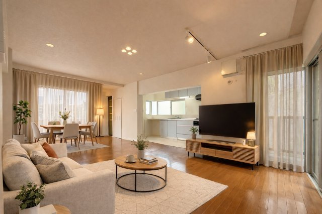 三旺マンション本山の居間・リビング