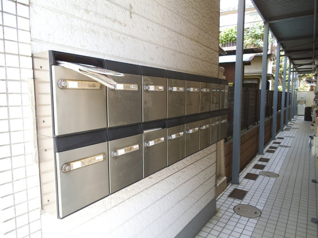 サンエール赤羽のその他共用部分|ダイヤルロックのついた集合ポスト☆