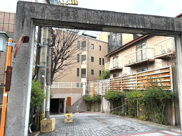 【エントランス】 | ソレイユ赤坂南