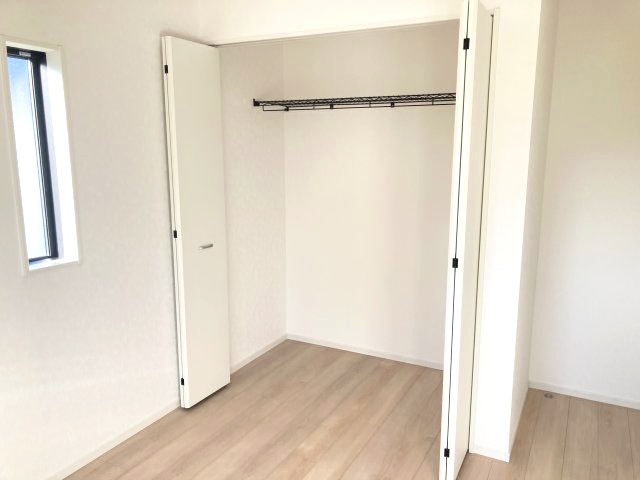 クレイドルガーデン富岡市一ノ宮第2  １号棟の収納|十分な収納スペースがあります