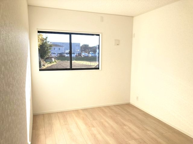 クレイドルガーデン富岡市一ノ宮第2  １号棟の洋室|きれいな洋室です