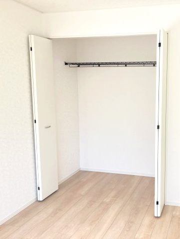 クレイドルガーデン富岡市一ノ宮第2  １号棟の収納|収納豊富です