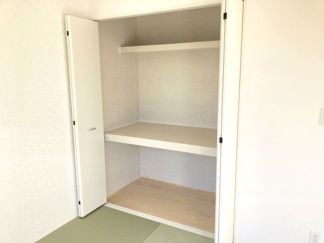 クレイドルガーデン富岡市一ノ宮第2  １号棟の収納|和室も収納豊富です