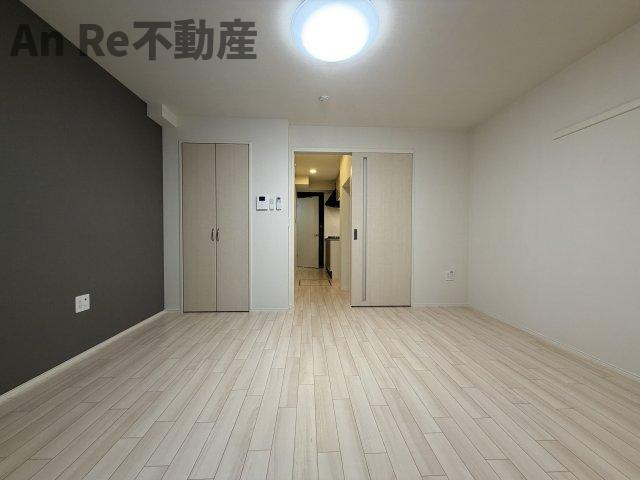 川口市大字安行領根岸のアパートの洋室