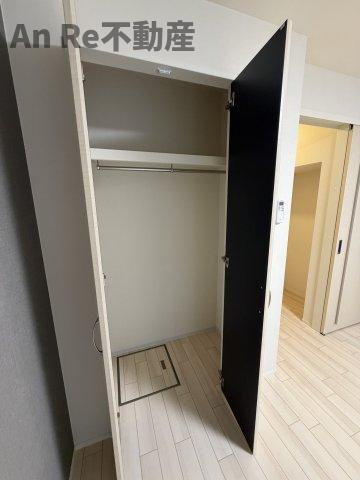 川口市大字安行領根岸のアパートの収納