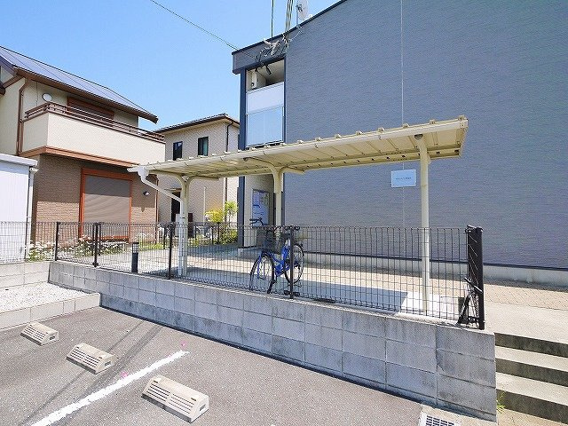 レオパレスフローレス州見台のその他共用部分|駐輪場完備
