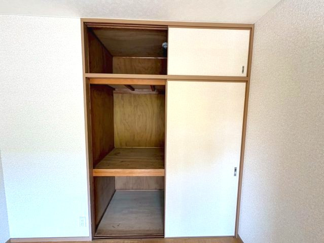 パインアベニューの収納