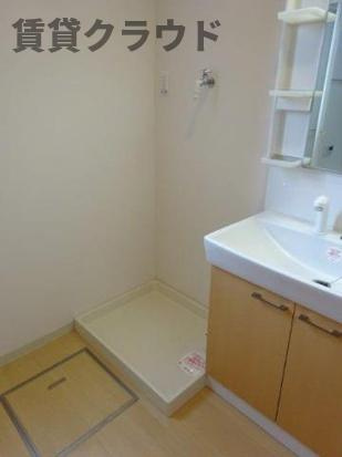 ヴェルジュドゥソレイユの洗面所|朝の身支度に欠かせない独立洗面台♪