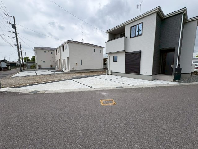 【商談中】リーブルファイン　岐阜市西川手　全4区画分譲の外観|■外観写真　
■ヤマダ不動産　株式会社リライフ