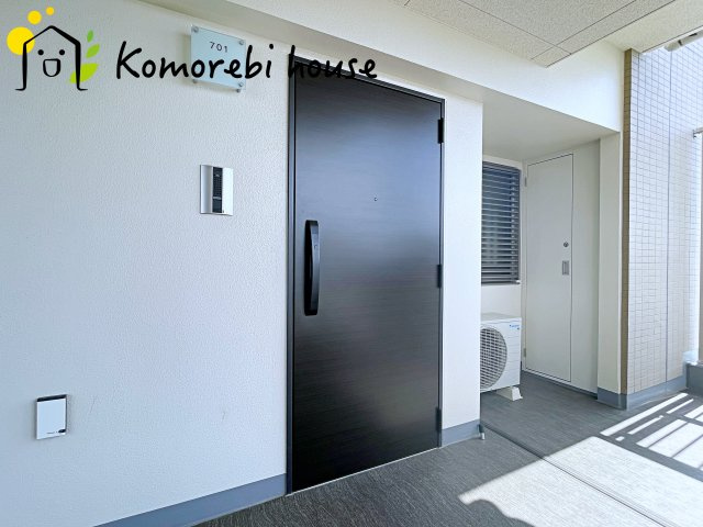 クレアホームズ北上尾の玄関|落ち着いた玄関です