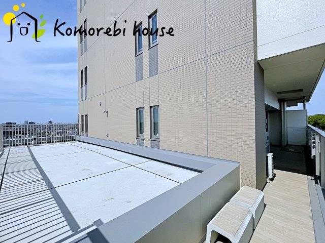 クレアホームズ北上尾のバルコニー|落ち着いた時間を過ごせるバルコニーです