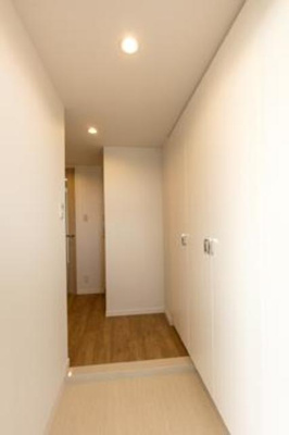 【玄関】 | カハレア調布 | ※写真は同タイプ住戸です。