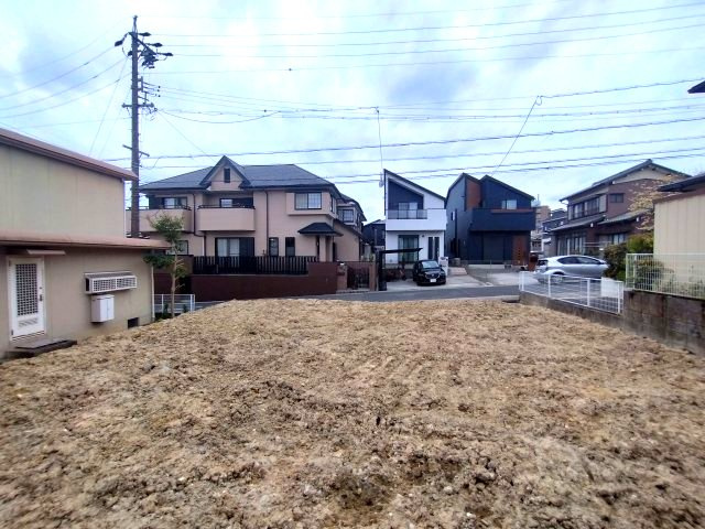 緑区篭山1期　売地の外観|現地写真　※令和8年4月9日撮影
閑静な住宅街にあり小学校も徒歩10分圏内とお子様の通学にも安心です！