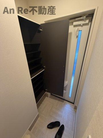 川口市大字安行領根岸のアパートの収納