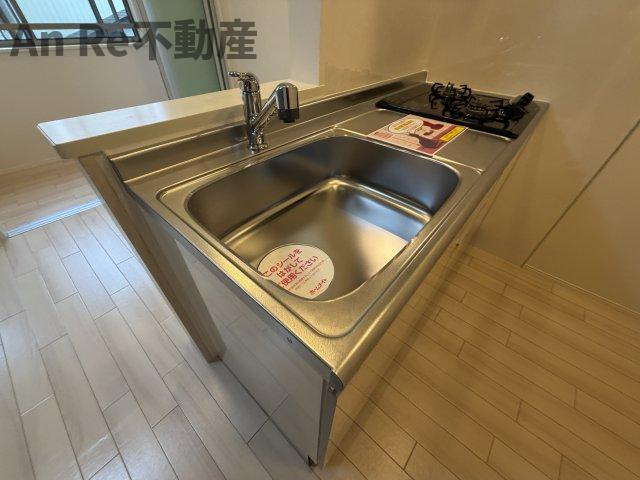 川口市大字安行領根岸のアパートのキッチン
