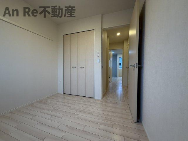 川口市大字安行領根岸のアパートの寝室