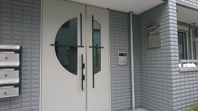 メゾン本駒込のエントランス