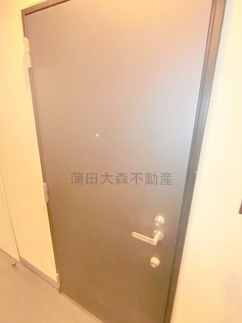 レスピール羽田の玄関