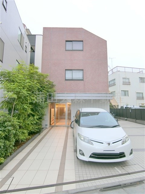 レスピール羽田の駐車場