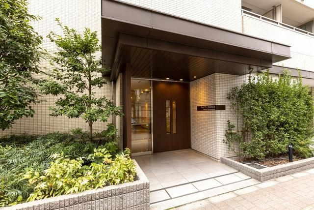 ヴェルデュール高田馬場のエントランス