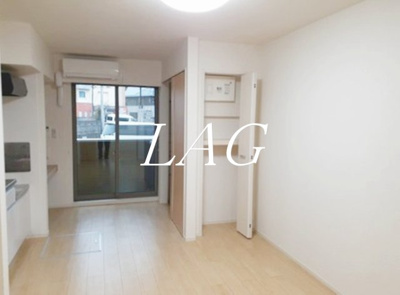 【居間・リビング】 | フレール与野本町七番館 | 洋室のお部屋です。