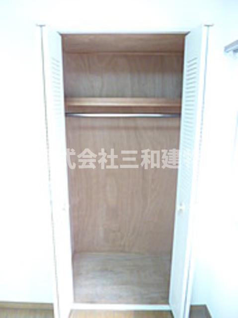 エディフィシオ成増の収納|同タイプ別号（反転）参考写真