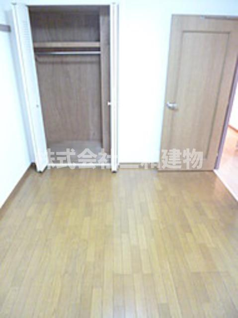 エディフィシオ成増の居間・リビング|同間取り別室の参考写真です