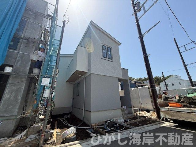 茅ケ崎市柳島海岸　新築戸建　全19区画の外観|4月11日撮影　建築中　現地外観