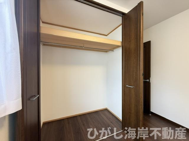茅ヶ崎市香川4丁目　中古戸建の収納|新規リフォーム完了！　各居室　収納スペース付き