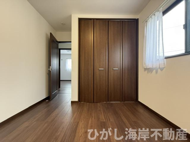茅ヶ崎市香川4丁目　中古戸建の子供部屋|新規リフォーム完了！　5帖　洋室