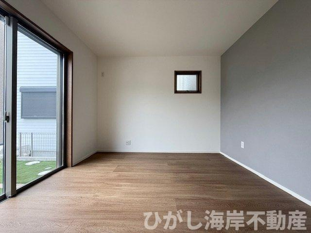 平塚市菫平　新築戸建　の寝室|7.7帖　洋室
