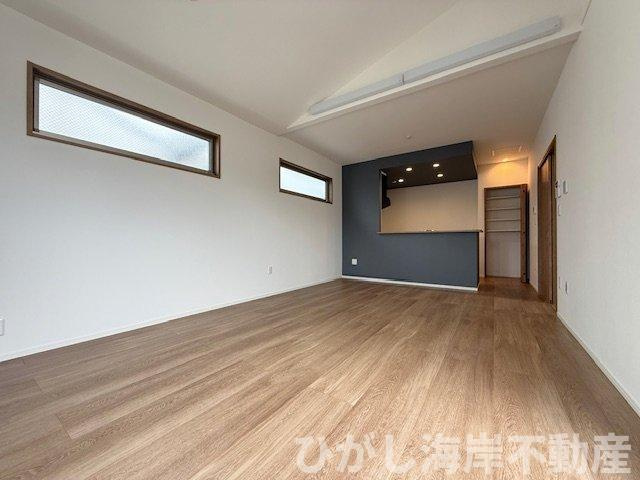 平塚市菫平　新築戸建　のダイニング|17.8帖　LDK