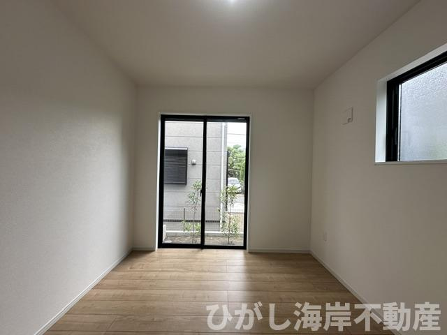藤沢市辻堂太平台１丁目　新築戸建の洋室|6帖　納戸