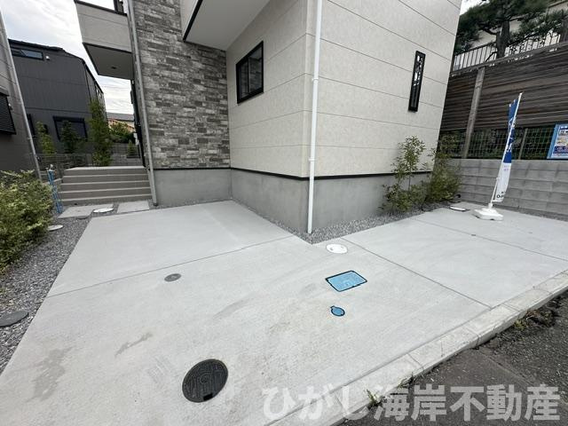藤沢市辻堂太平台１丁目　新築戸建の駐車場|駐車スペース