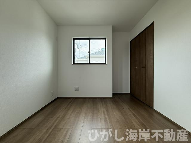 平塚市西真土1丁目 　新築戸建　全16棟の子供部屋|5.5帖　洋室