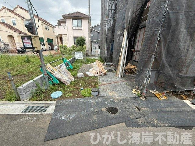 平塚市西真土1丁目 　新築戸建　全16棟の駐車場|6月15日撮影　工事中　駐車スペース