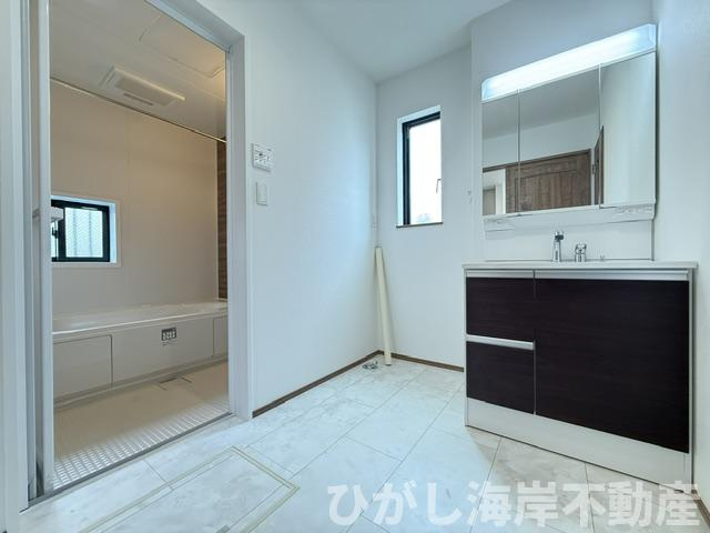 平塚市西真土1丁目 　新築戸建　全16棟の脱衣所|脱衣スペース