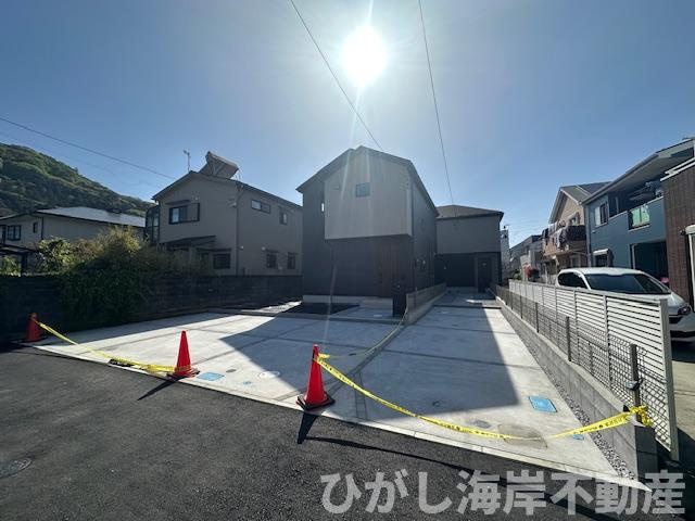 平塚市山下1丁目　　新築戸建　　全2棟