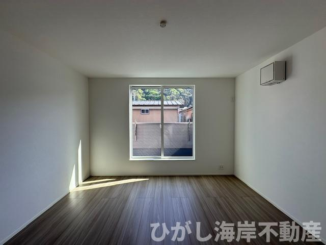 平塚市山下1丁目　　新築戸建　　全2棟の洋室|9.2帖　洋室