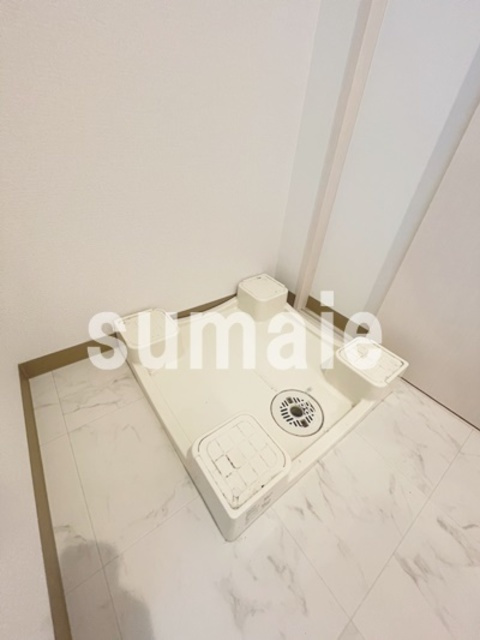 Garden  House  Ⅲ　大宮土呂駅前の設備|室内洗濯機置き場です。