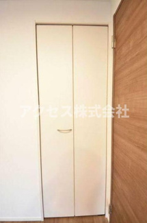 【収納】 | ※同建物別室、参考写真