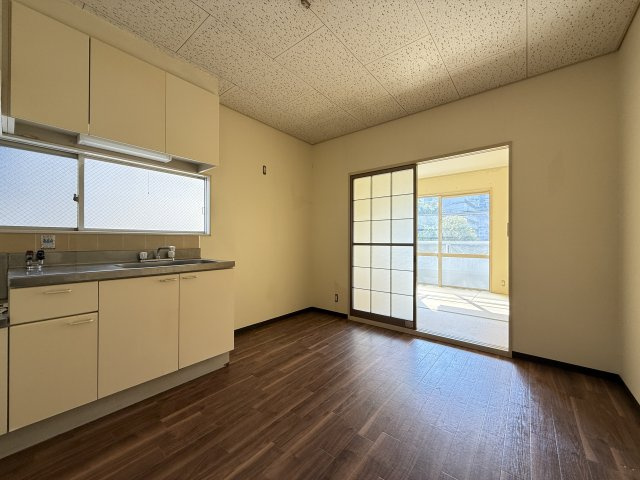 YNハイツの居間・リビング