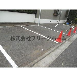 武蔵野市関前５丁目の賃貸マンションの駐車場