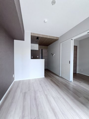 RESIAS ONE TENJINMINAMI BLDG．の居間・リビング