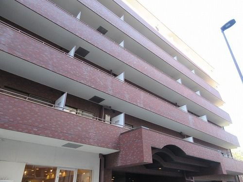 ライオンズマンション上通の外観