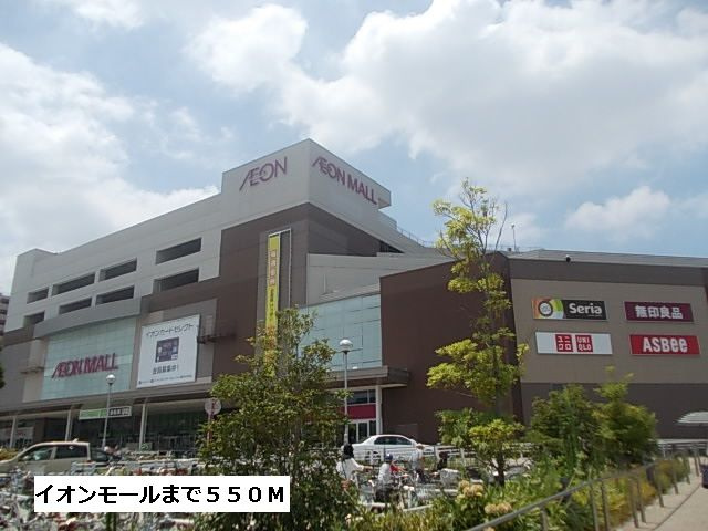 メゾン・ジョワエイトの周辺