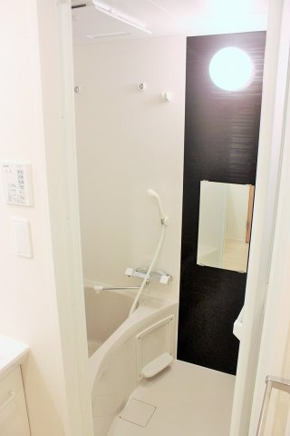 クレイノサニーハイツ２の浴室|浴室乾燥機付き