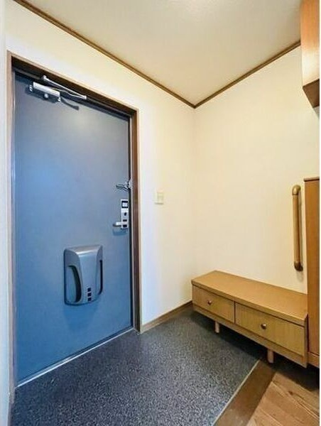 フォレストパーク千鳥の玄関