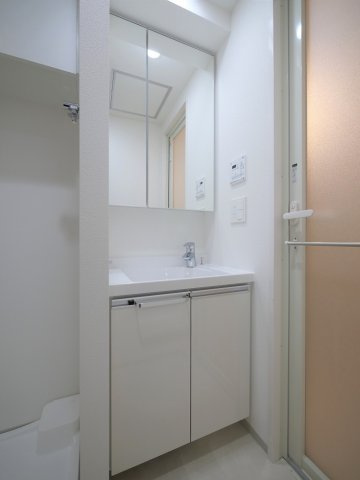 PREMIUM CUBE 亀戸の独立洗面台