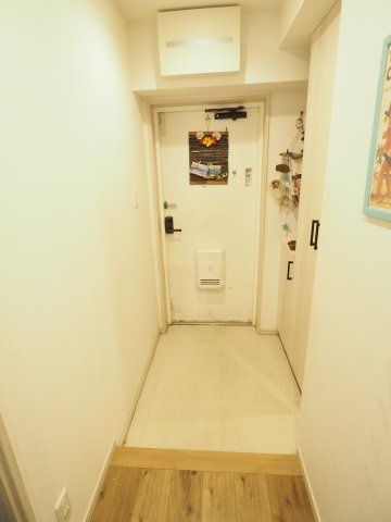 【玄関】